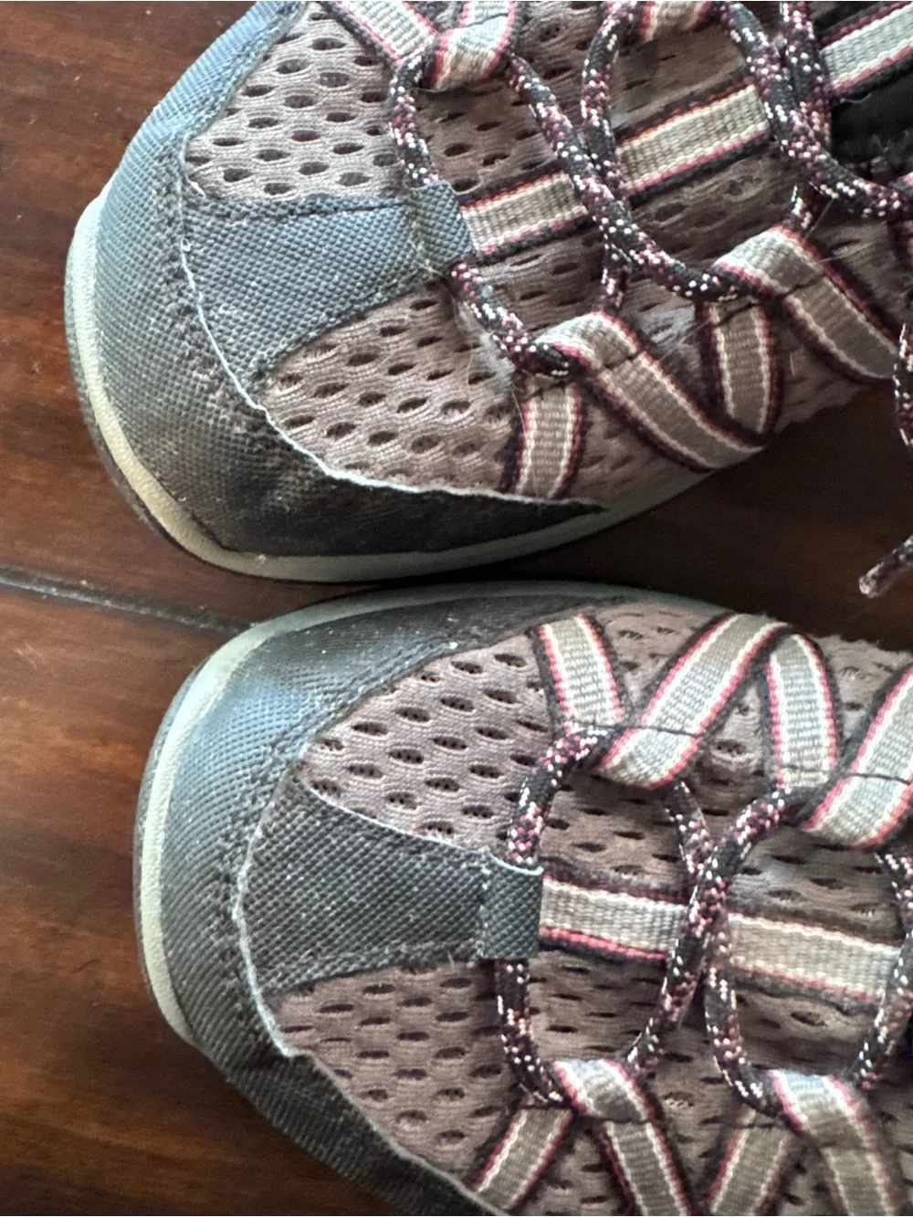 Chaco Outcross Evo 2  men’s size 9